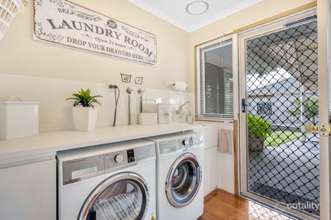 Property photo of 6 Hove Place Craigieburn VIC 3064
