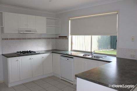 Property photo of 16 Kenton Walk Narre Warren South VIC 3805