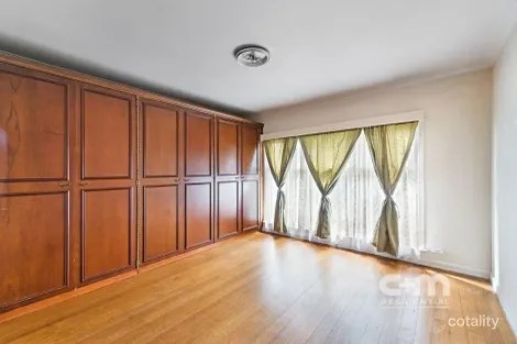 Property photo of 12 Northumberland Road Pascoe Vale VIC 3044