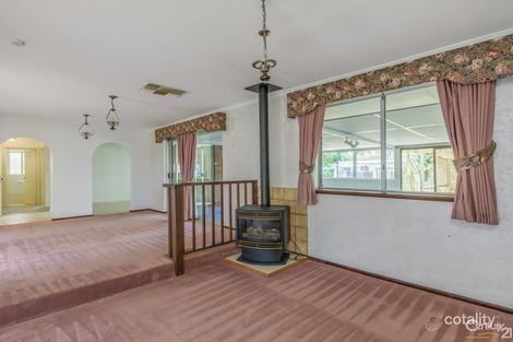 Property photo of 1 Melanda Street Kelmscott WA 6111