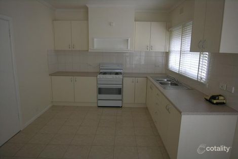 Property photo of 62 Gellibrand Crescent Reservoir VIC 3073
