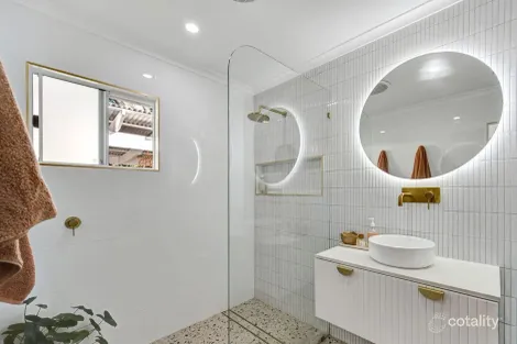 Property photo of 10 Ernest Street West End QLD 4810