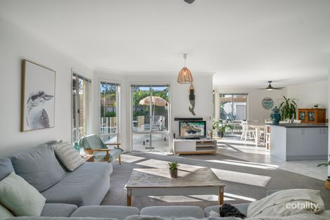 Property photo of 10 Miller Place Pottsville NSW 2489