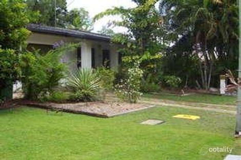 10 Walnut St, Holloways Beach, QLD 4878