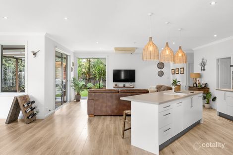 Property photo of 30 Streamdale Grove Warriewood NSW 2102