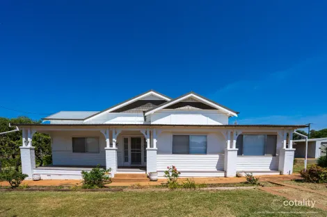 26 Busby St, Condobolin, NSW 2877