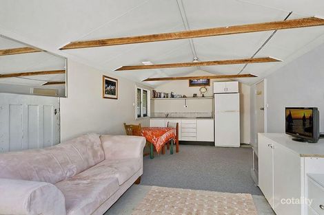 Property photo of 42 Anzac Road Long Jetty NSW 2261