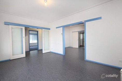 Property photo of 2 Erica Avenue St Albans VIC 3021