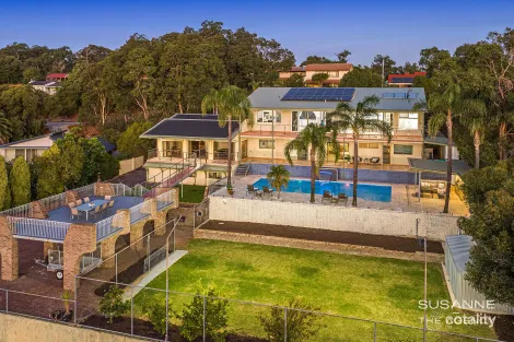 Property photo of 69 Basildon Road Lesmurdie WA 6076