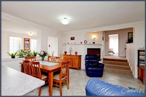 Property photo of 1 Clubbe Crescent Macgregor ACT 2615