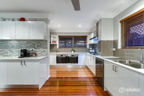 Property photo of 18 Valentia Street Mansfield QLD 4122