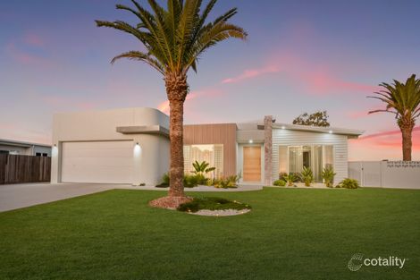 Property photo of 29 Deering Place Innes Park QLD 4670