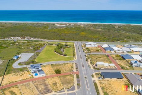 33 Wistari Cir, Two Rocks, WA 6037