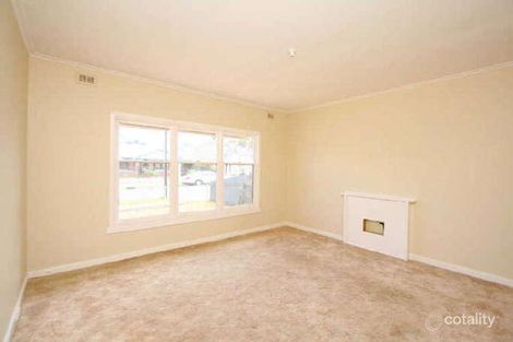 Property photo of 10 Brenthorpe Road Seaton SA 5023