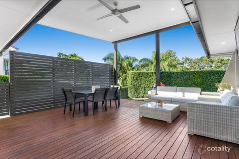 Property photo of 33 Spoonbill Street Birkdale QLD 4159