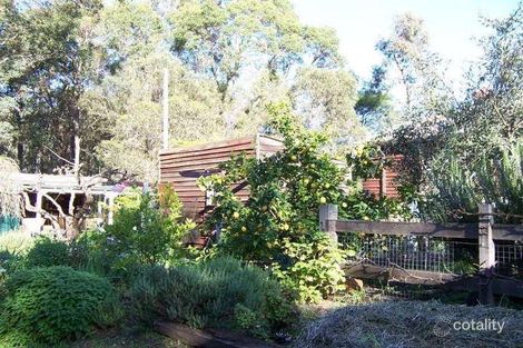 Property photo of 52 Marginata Crescent Dwellingup WA 6213