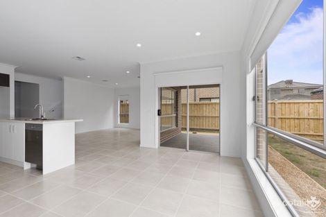 Property photo of 2 Grindall Way Point Cook VIC 3030