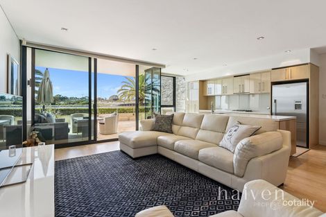 Property photo of E4/70-72 Canning Beach Road Applecross WA 6153