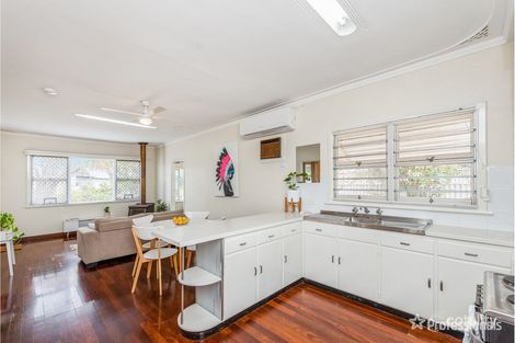 28 Gillark St, Dudley Park, WA 6210