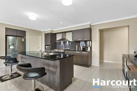 Property photo of 62 Ardent Crescent Cranbourne East VIC 3977