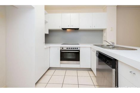 Property photo of 17/38 Palmer Street Greenslopes QLD 4120