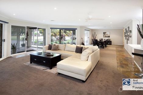 80 Earlston Cct, Cranbourne, VIC 3977