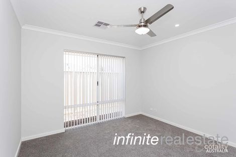 Property photo of 9 Benderson Road Champion Lakes WA 6111