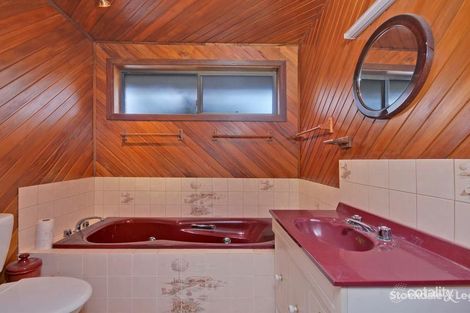 Property photo of 73 Walker Parade Churchill VIC 3842