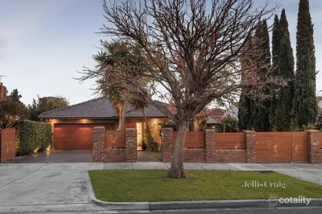 Property photo of 81 St Hellier Street Heidelberg Heights VIC 3081