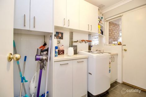 Property photo of 44 Challenger Avenue Parmelia WA 6167