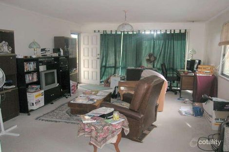 Property photo of 19 Helmet Court Hillcrest QLD 4118