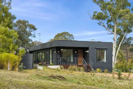 10 Byres Rd, Blackwood, VIC 3458