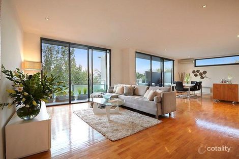 Property photo of 13/63 Ormond Esplanade Elwood VIC 3184