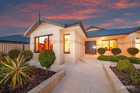 Property photo of 21 Descanso Loop Aubin Grove WA 6164