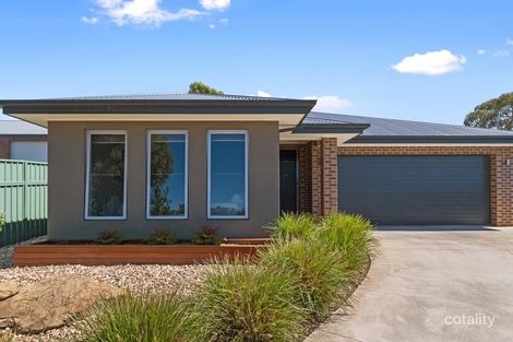 Property photo of 2 Valiant Court Golden Square VIC 3555