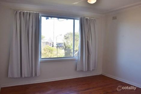 Property photo of 41 Middle Point Road Bolton Point NSW 2283