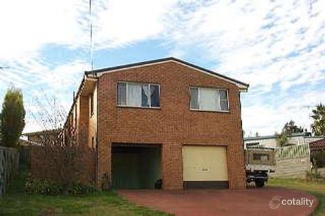 1 Oakleigh St, Rockville, QLD 4350