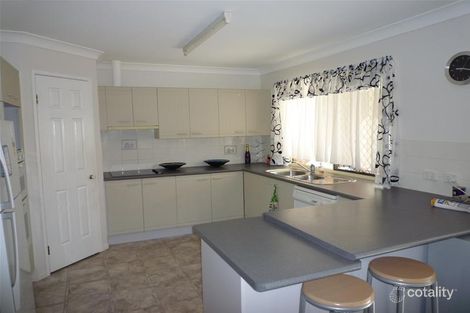 Property photo of 2/6 Hereward Court Brassall QLD 4305