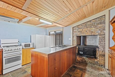 Property photo of 20 Passfield Lane Rutherford NSW 2320
