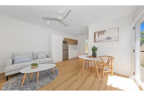 37 Daniel St, Lota, QLD 4179