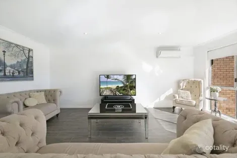 Property photo of 7/25-27 Hooker Boulevard Broadbeach Waters QLD 4218