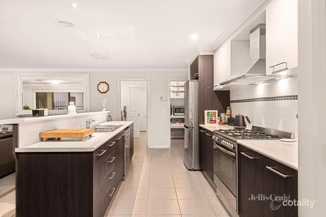 Property photo of 8 Drysdale Court Alfredton VIC 3350
