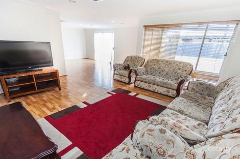 Property photo of 11 Rhine Drive Roxburgh Park VIC 3064