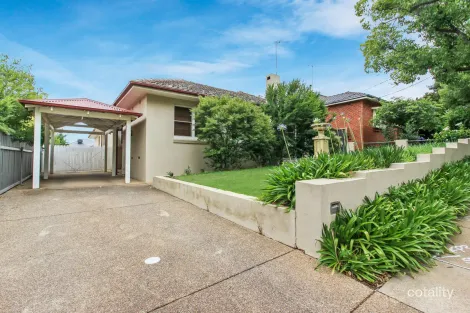 42 Grandview Ave, Turvey Park, NSW 2650