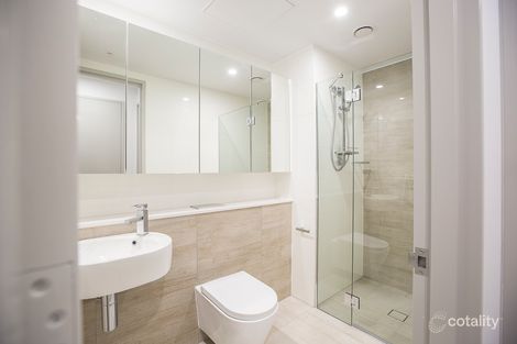 Property photo of 4611/2 Como Crescent Southport QLD 4215