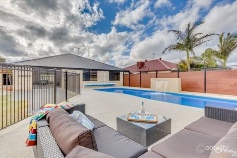 17 Fulmar Way, Seville Grove, WA 6112