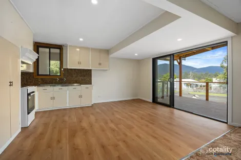 Property photo of 16 Centre Avenue Eildon VIC 3713