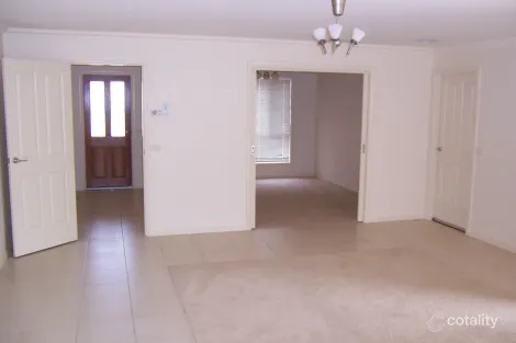 Property photo of 14 Mountain Way Lavington NSW 2641