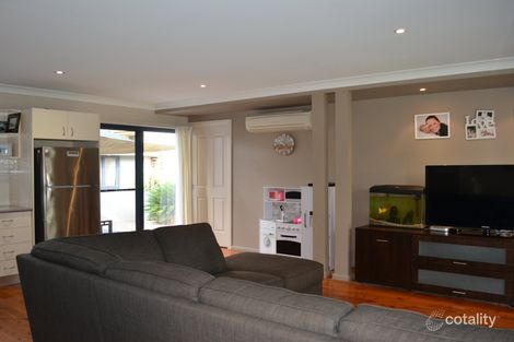 Property photo of 26 Blenheim Avenue Berkeley Vale NSW 2261