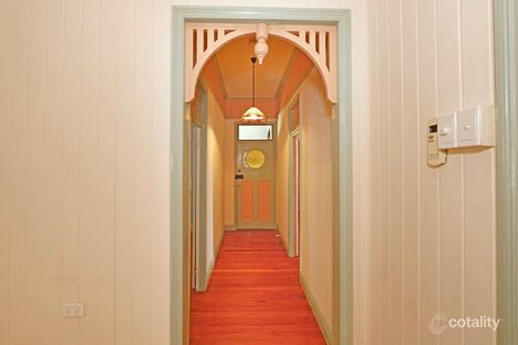 Property photo of 8 Curtis Street Wandal QLD 4700